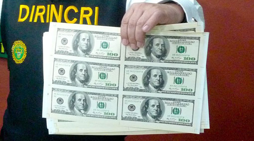 Obama praises Peru for achievements in fighting dollar counterfeiters